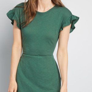 Green EUC Modcloth Dress WITH POCKETS!!!!